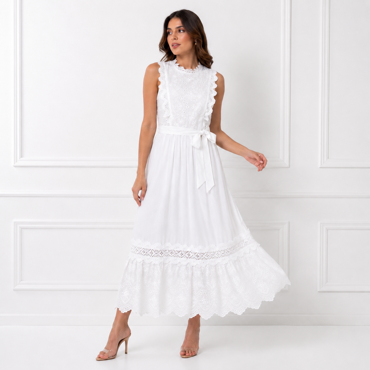 Vestido largo sin mangas con bordado